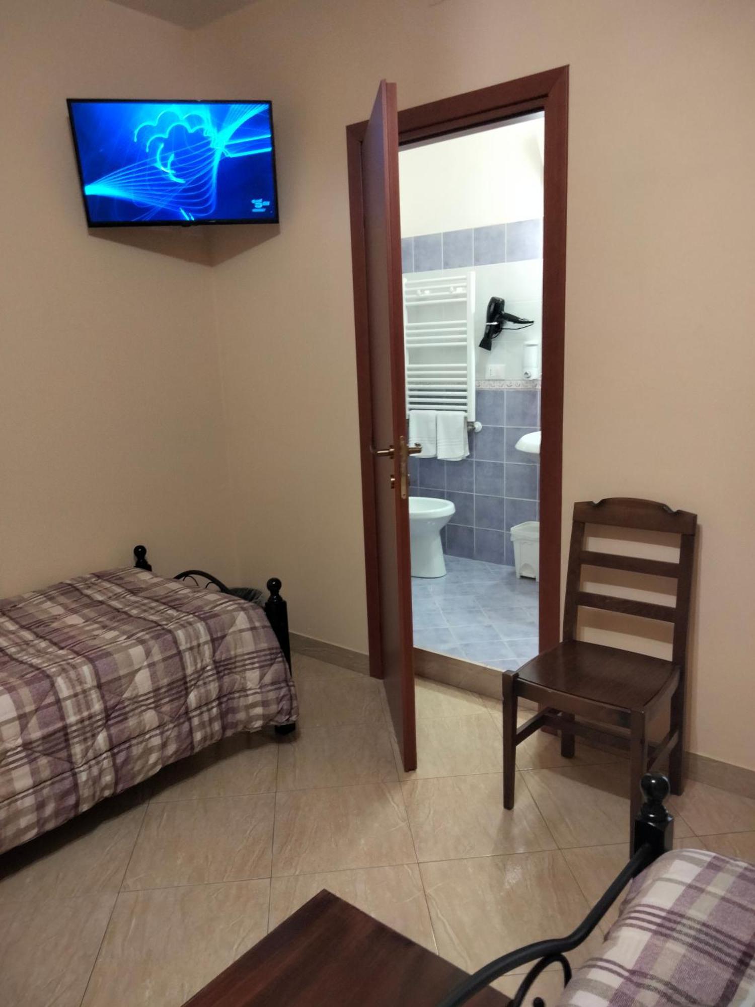 The Best Rooms & Apartments - Parcheggia Gratis Sotto Casa Ed Entra - مازارا ديل فالو المظهر الخارجي الصورة